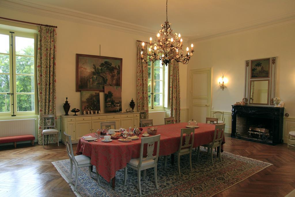 Aizenay Chateau De La Marronniere B&B 외부 사진