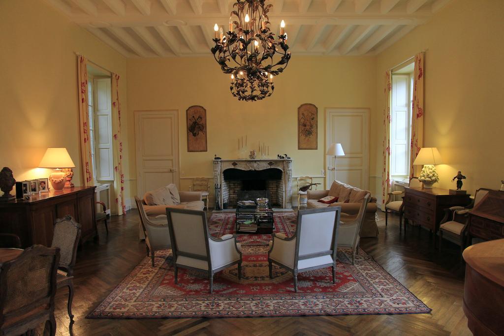 Aizenay Chateau De La Marronniere B&B 외부 사진